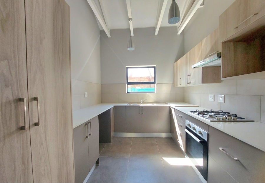 2 Bedroom Property for Sale in Meerhof North West